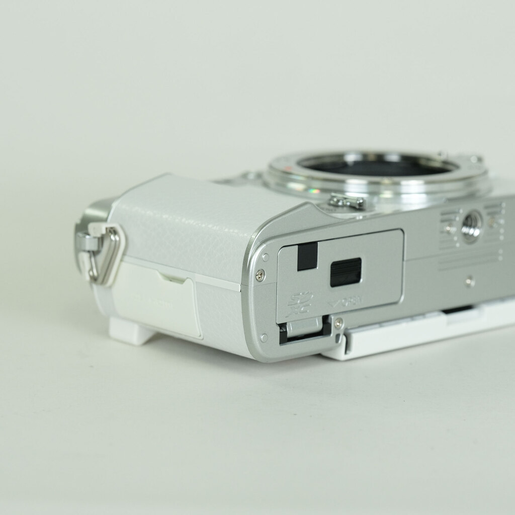 OLYMPUS PEN E-P7 OLYMPUS PEN E-P7