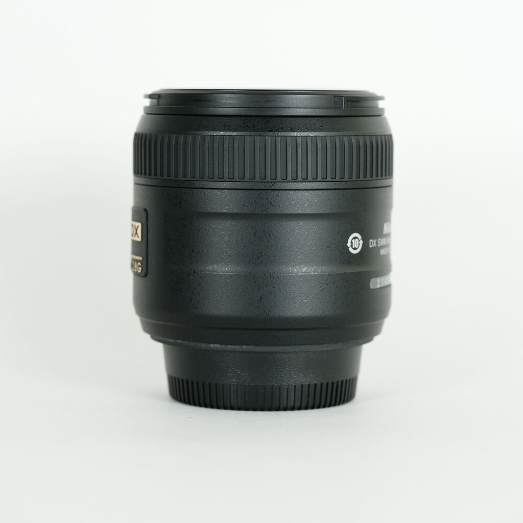 Nikon AF-S DX Micro NIKKOR 40mm f/2.8G