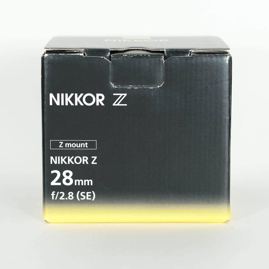 Nikon NIKKOR Z 28mm f/2.8