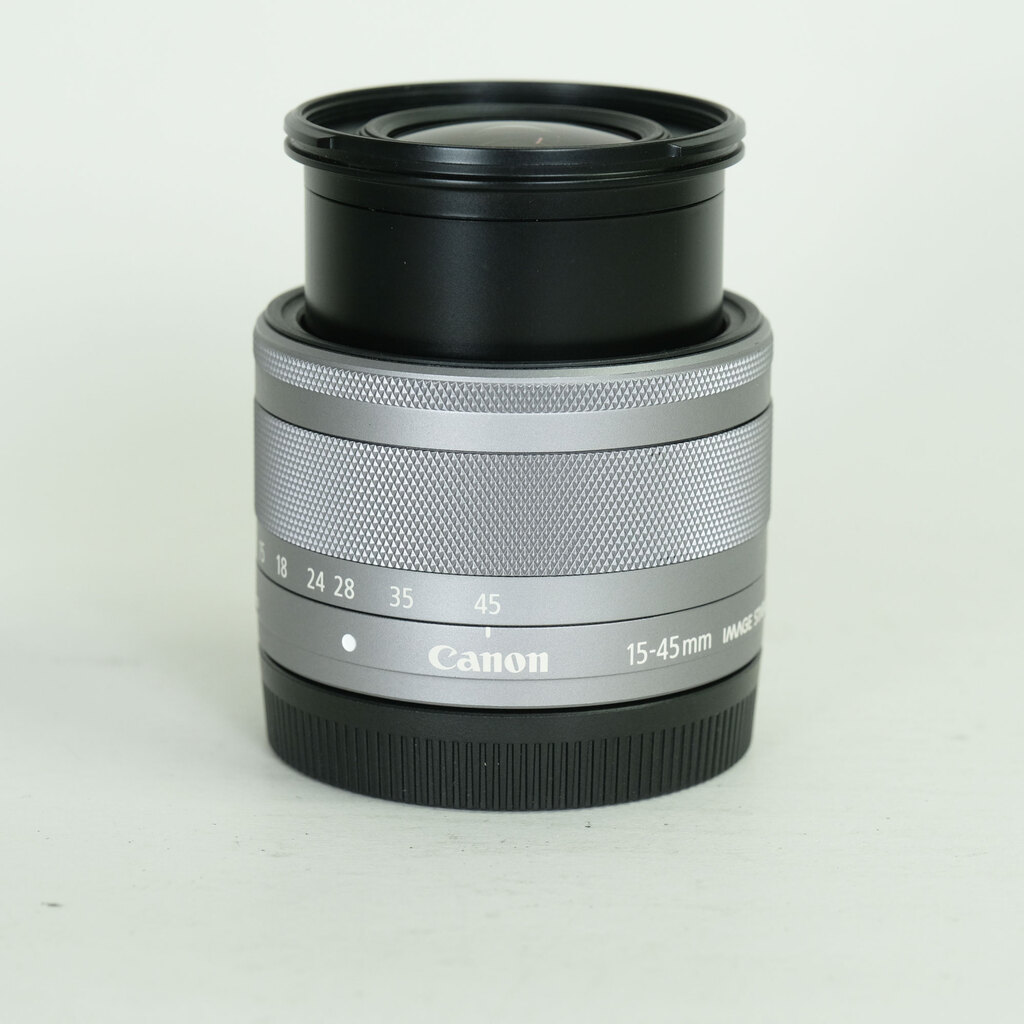 Canon EF-M15-45mm F3.5-6.3 IS STM