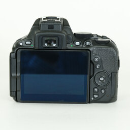 Nikon D5500
