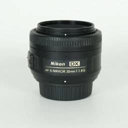 Nikon AF-S DX NIKKOR 35mm f/1.8G Nikon AF-S DX NIKKOR 35mm f/1.8G