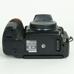 Nikon D750