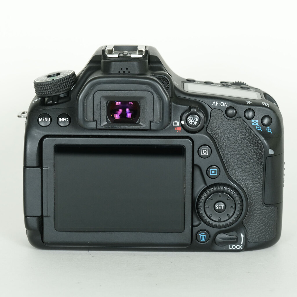 Canon EOS 80D Canon EOS 80D