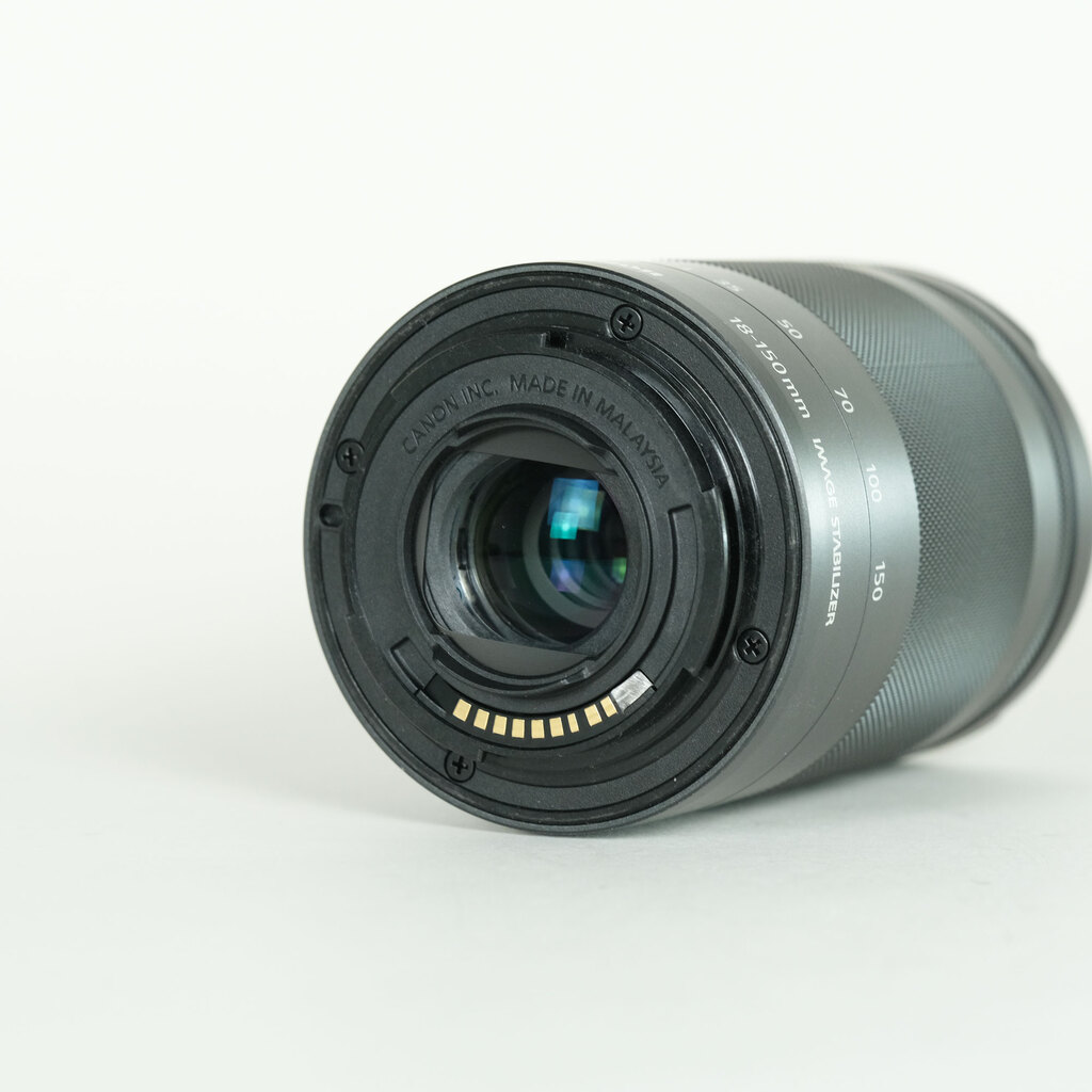Canon EF-M18-150mm F3.5-6.3 IS STM Canon EF-M18-150mm F3.5-6.3 IS STM