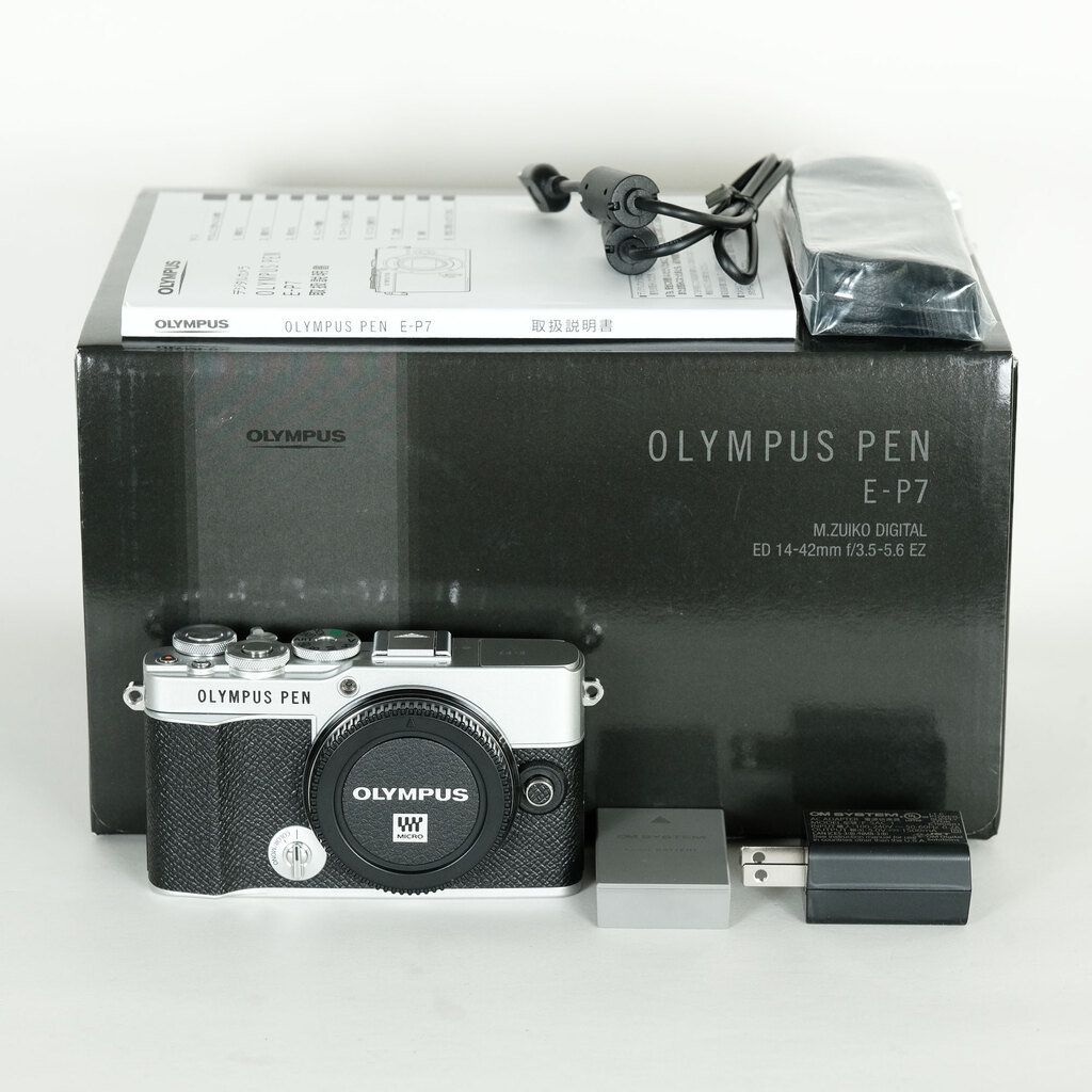 OLYMPUS PEN E-P7