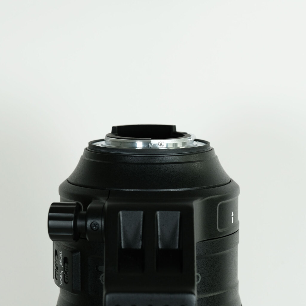 Nikon AF-S NIKKOR 200-500mm f/5.6E ED VR Nikon AF-S NIKKOR 200-500mm f/5.6E ED VR