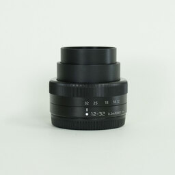 Panasonic LUMIX G VARIO 12-32mm / F3.5-5.6 ASPH. / MEGA O.I.S.