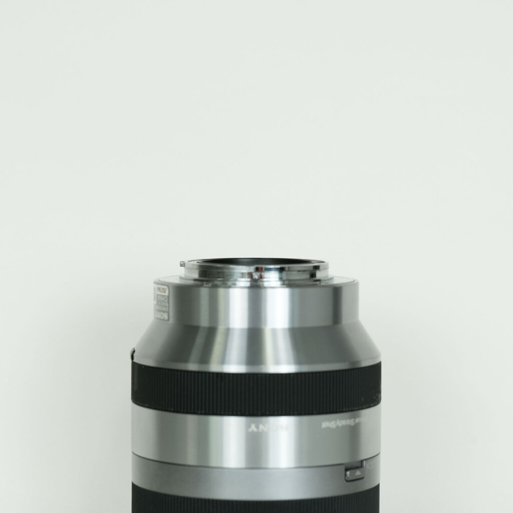 SONY E18-200mm F3.5-6.3 OSS SEL18200