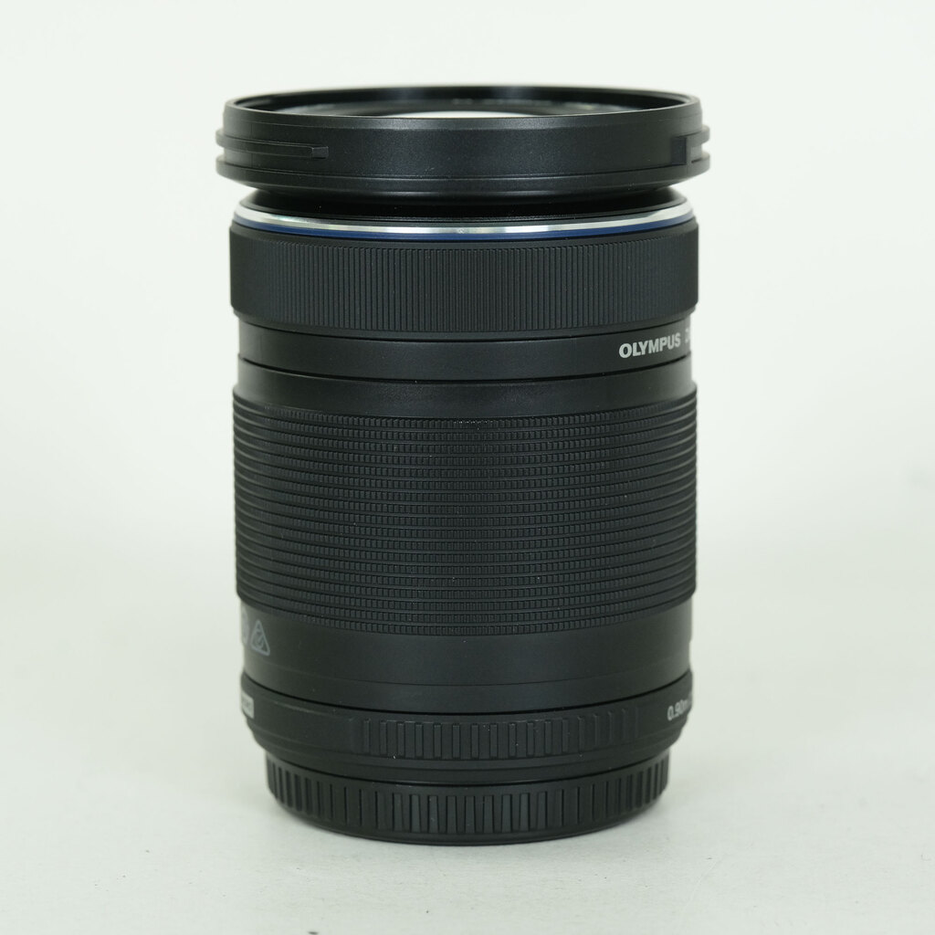 OLYMPUS M.ZUIKO DIGITAL ED 40-150mm F4.0-5.6 R OLYMPUS M.ZUIKO DIGITAL ED 40-150mm F4.0-5.6 R
