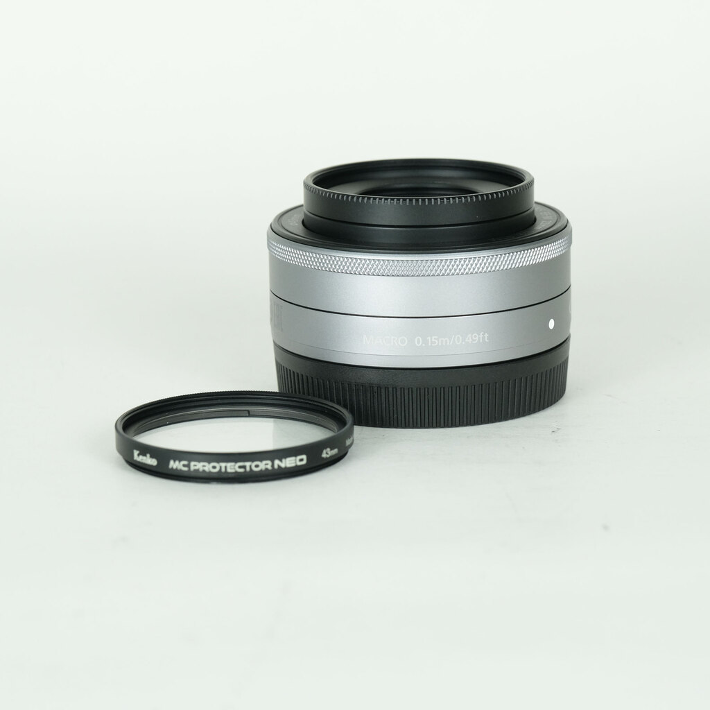 Canon EF-M22mm F2 STMの出品 | ONE SCENE（ワンシーン）