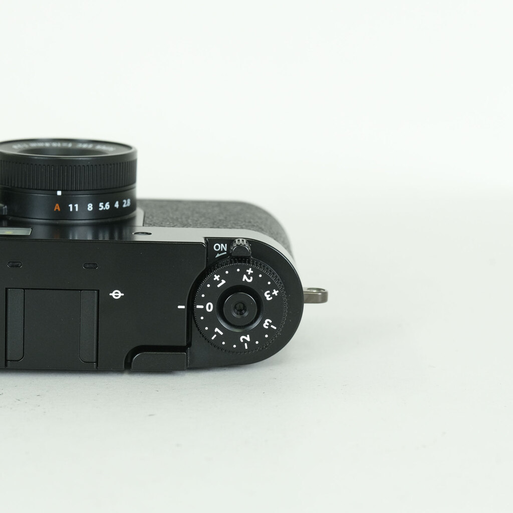 FUJIFILM X half X-HF1 FUJIFILM X half X-HF1