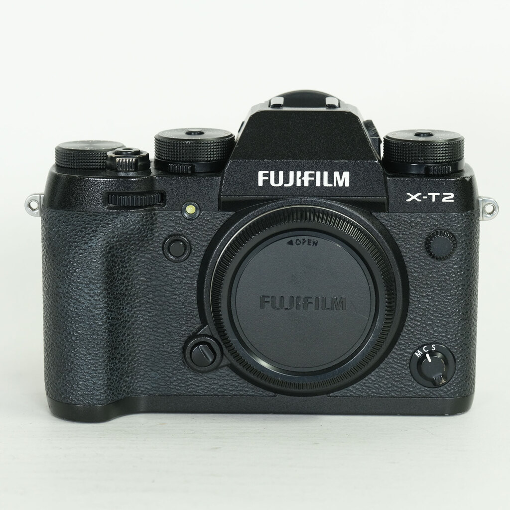 FUJIFILM X-T2 FUJIFILM X-T2