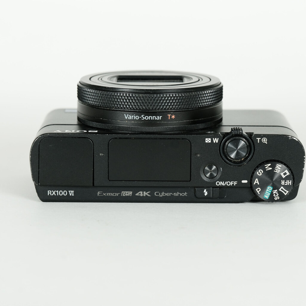 SONY Cyber-shot DSC-RX100M6