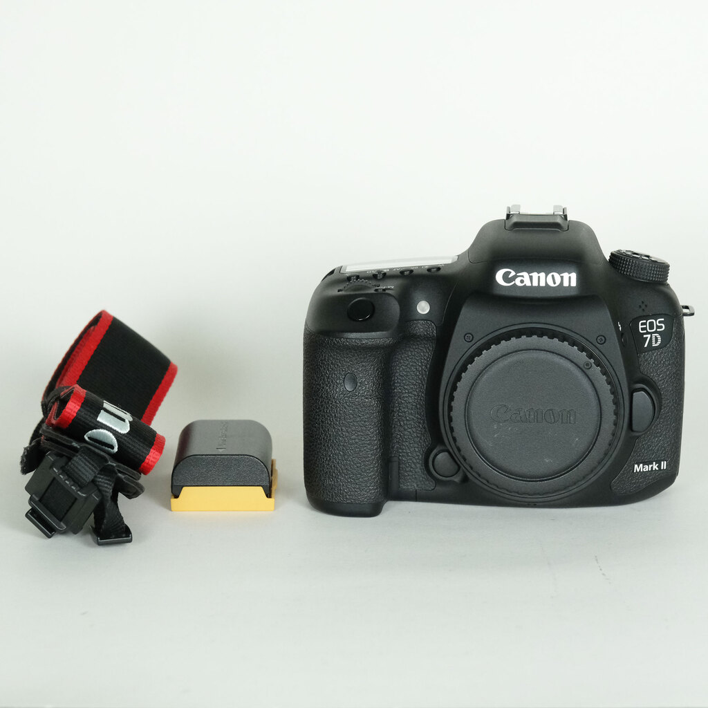 Canon EOS 7D Mark II