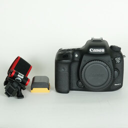 Canon EOS 7D Mark II