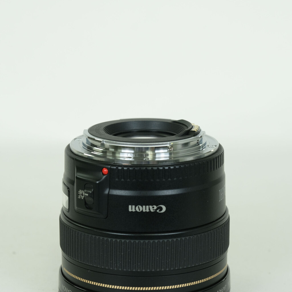 Canon EF20mm F2.8 USM Canon EF20mm F2.8 USM