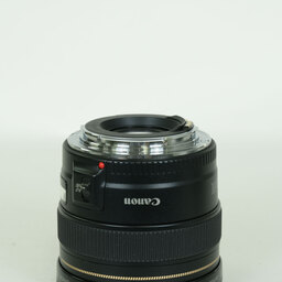 Canon EF20mm F2.8 USM Canon EF20mm F2.8 USM