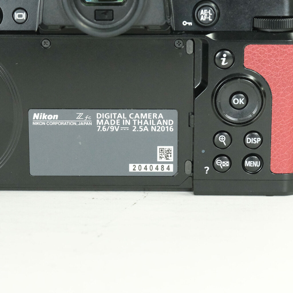 Nikon Z fc ボディ ブラック プレミアムエクステリア張替済み Nikon Z fc ボディ ブラック プレミアムエクステリア張替済み