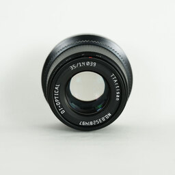 TTArtisan 35mm f/1.4 C [フジフイルムX用]