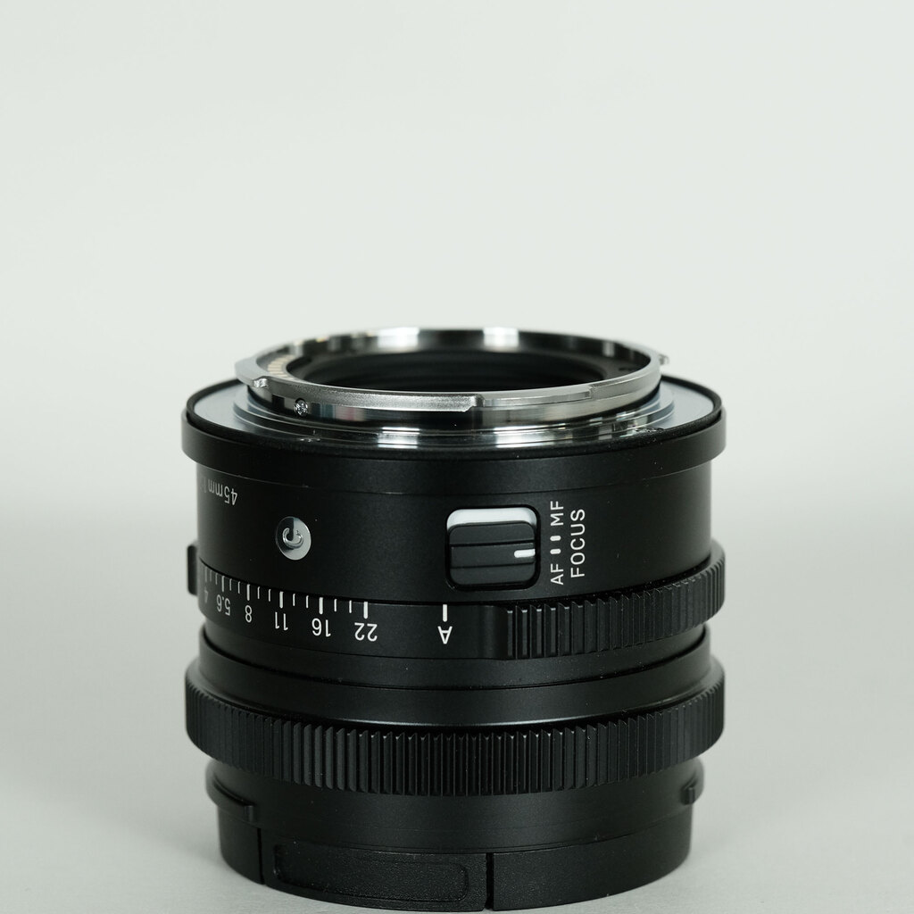 SIGMA 45mm F2.8 DG DN｜Contemporary [ライカL用]