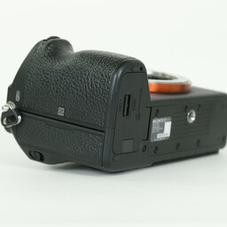 SONY α7 III(ILCE-7M3) SONY α7 III(ILCE-7M3)