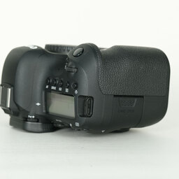 Canon EOS 6D Mark II