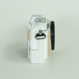 OLYMPUS PEN Lite E-PL7 ボディ ホワイト