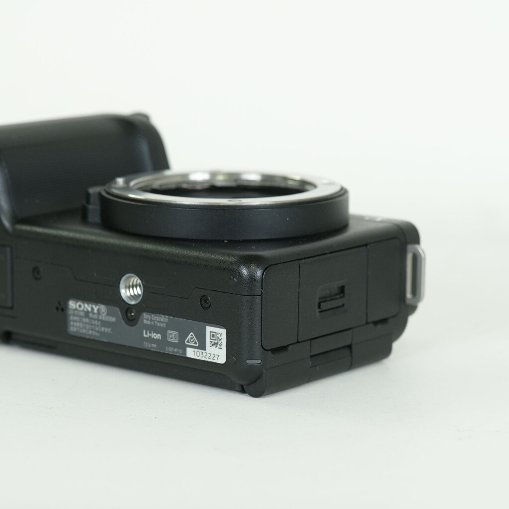 SONY VLOGCAM ZV-E10 II(ZV-E10M2) SONY VLOGCAM ZV-E10 II(ZV-E10M2)