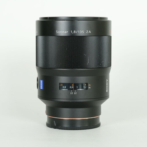 SONY Sonnar T* 135mm F1.8 ZA SAL135F18Z