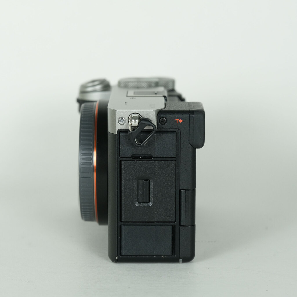 SONY α7C II(ILCE-7CM2) SONY α7C II(ILCE-7CM2)