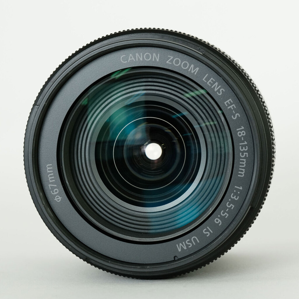 Canon EF-S18-135mm F3.5-5.6 IS USM