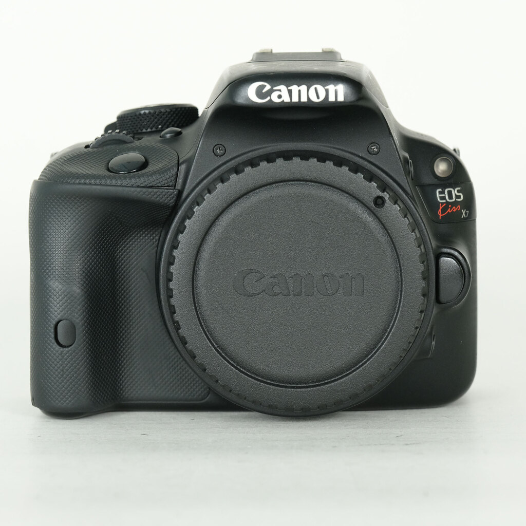 Canon EOS Kiss X7