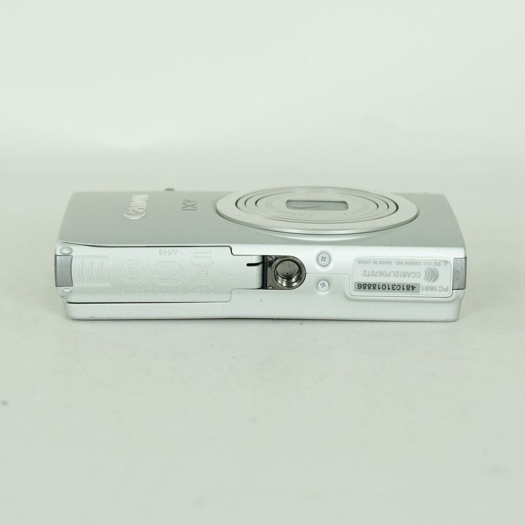 Canon IXY 430F シルバー
