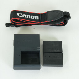 Canon EOS Kiss X9i