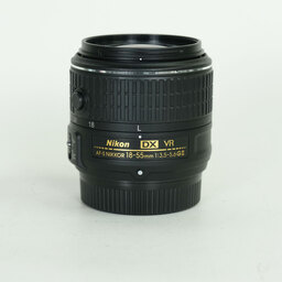 Nikon AF-S DX NIKKOR 18-55mm f3.5-5.6G VR II Nikon AF-S DX NIKKOR 18-55mm f3.5-5.6G VR II