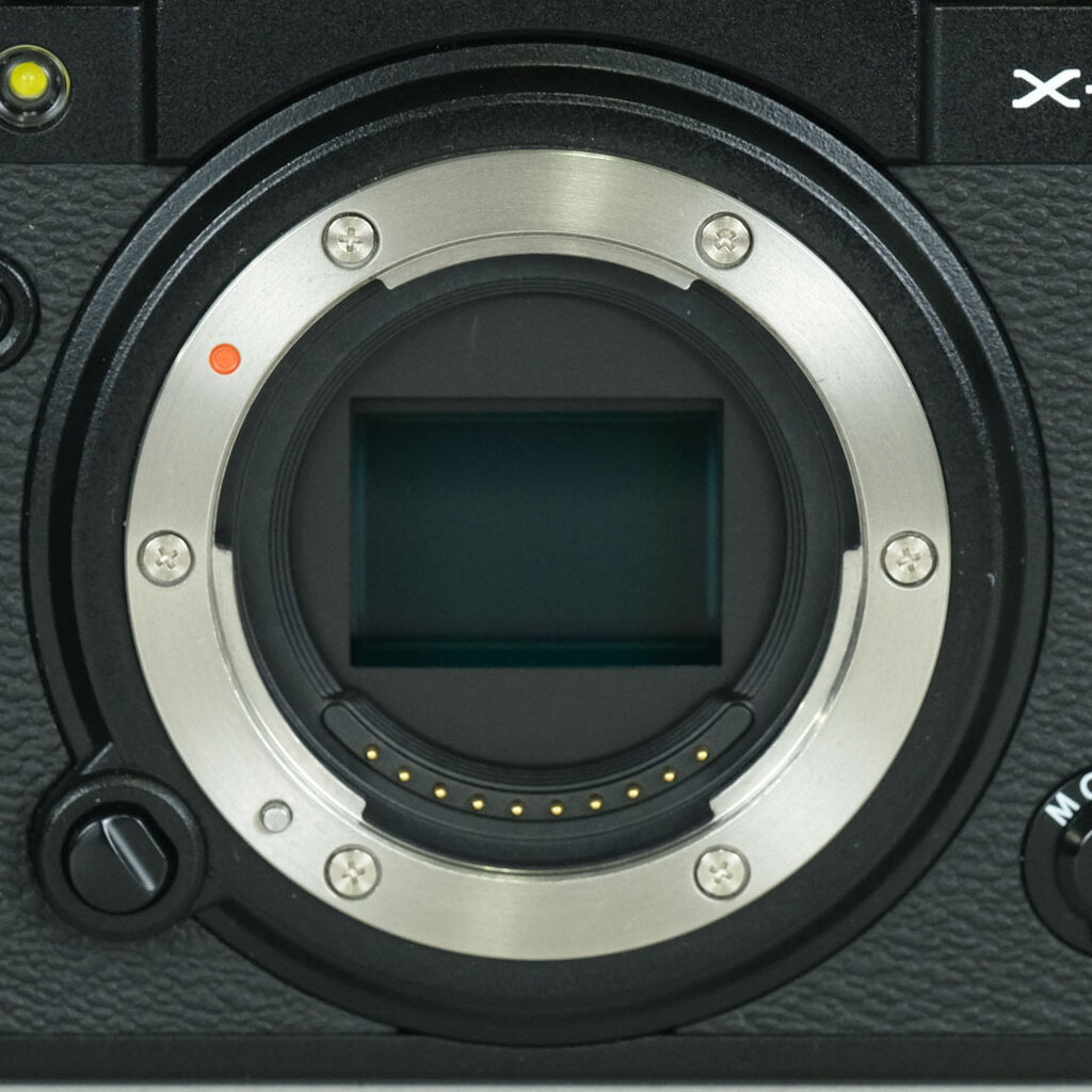 FUJIFILM X-T4 FUJIFILM X-T4