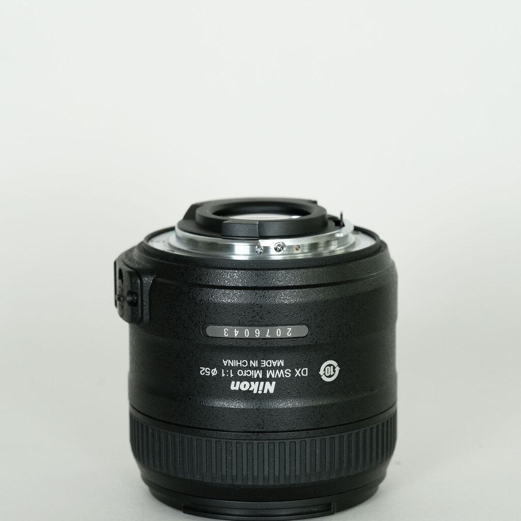 Nikon AF-S DX Micro NIKKOR 40mm f/2.8G