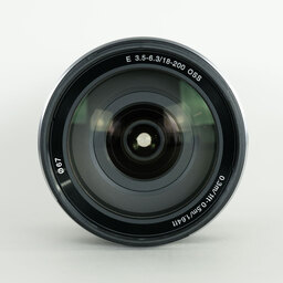 SONY E18-200mm F3.5-6.3 OSS SEL18200