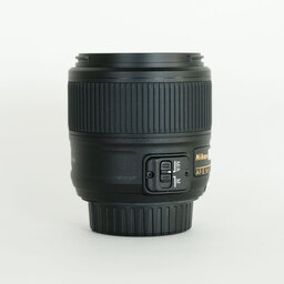 Nikon AF-S NIKKOR 35mm f/1.8G ED Nikon AF-S NIKKOR 35mm f/1.8G ED