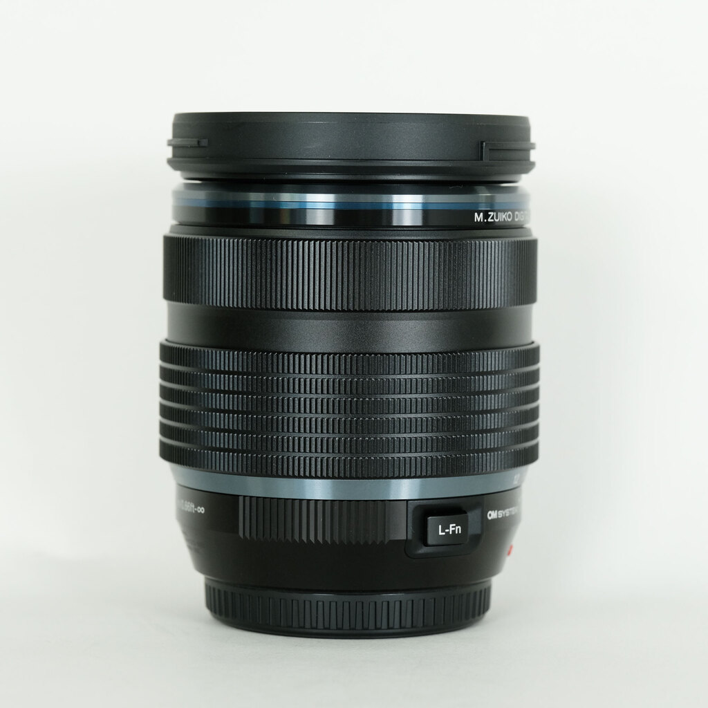 OLYMPUS M.ZUIKO DIGITAL ED 12-40mm F2.8 PRO II OLYMPUS M.ZUIKO DIGITAL ED 12-40mm F2.8 PRO II