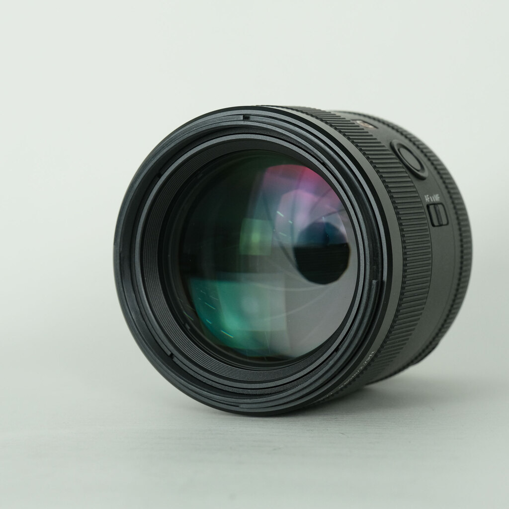SONY FE 85mm F1.4 GM SEL85F14GMの出品 | ONE SCENE（ワンシーン）
