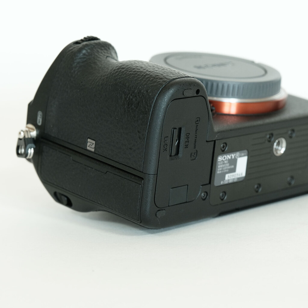 SONY α7 III（ILCE-7M3）