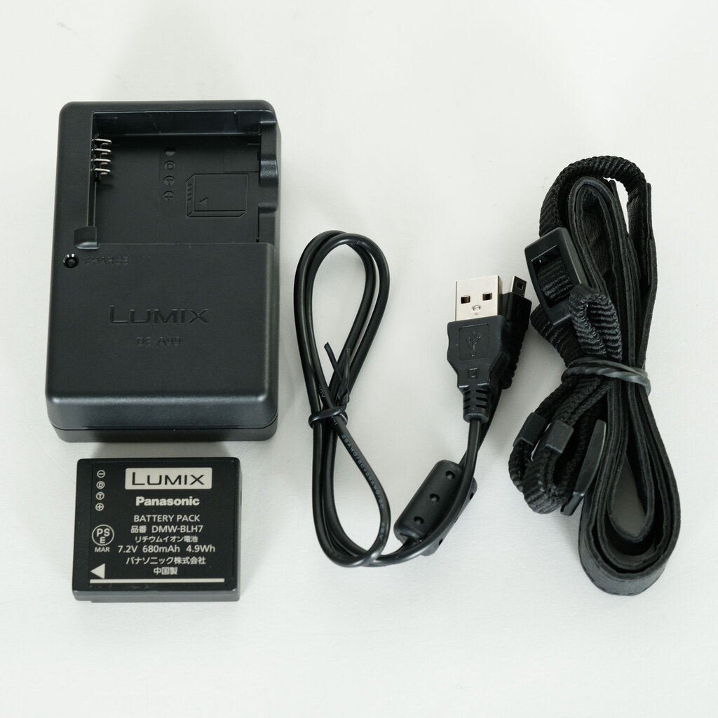 Panasonic LUMIX DMC-GF7 ボディ ピンク