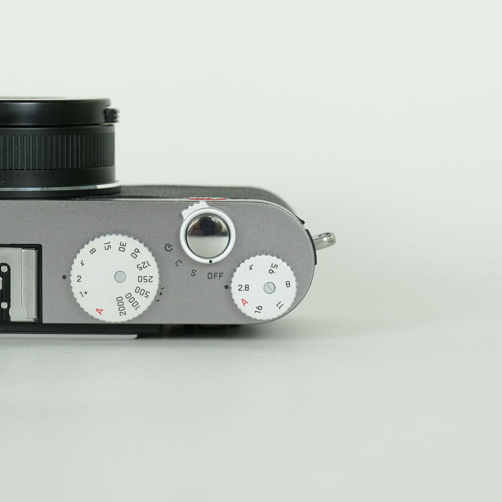 leica x1 スチールグレー LEICA X1 スチールグレーの出品 | ONE SCENE（ワンシーン）