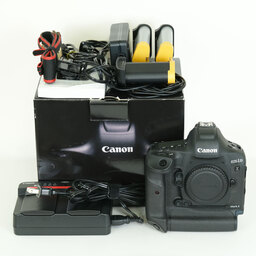 Canon EOS-1D X Mark II