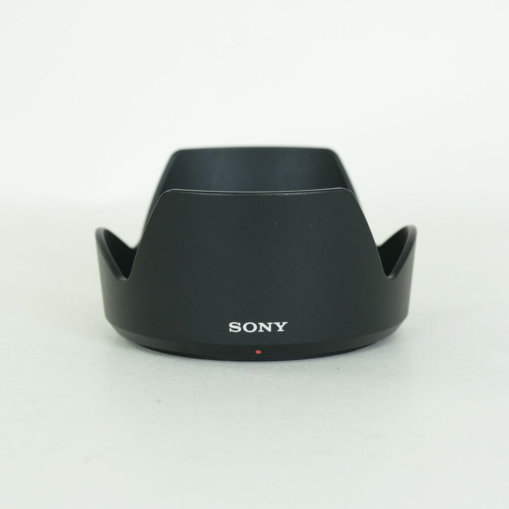 SONY E 18-135mm F3.5-5.6 OSS SEL18135