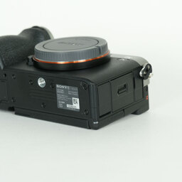 SONY α7C II(ILCE-7CM2) SONY α7C II(ILCE-7CM2)