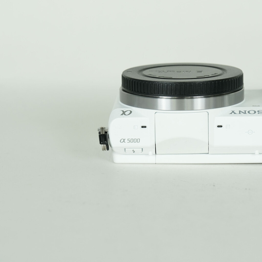 SONY α5000（ILCE-5000）の出品 | ONE SCENE（ワンシーン）