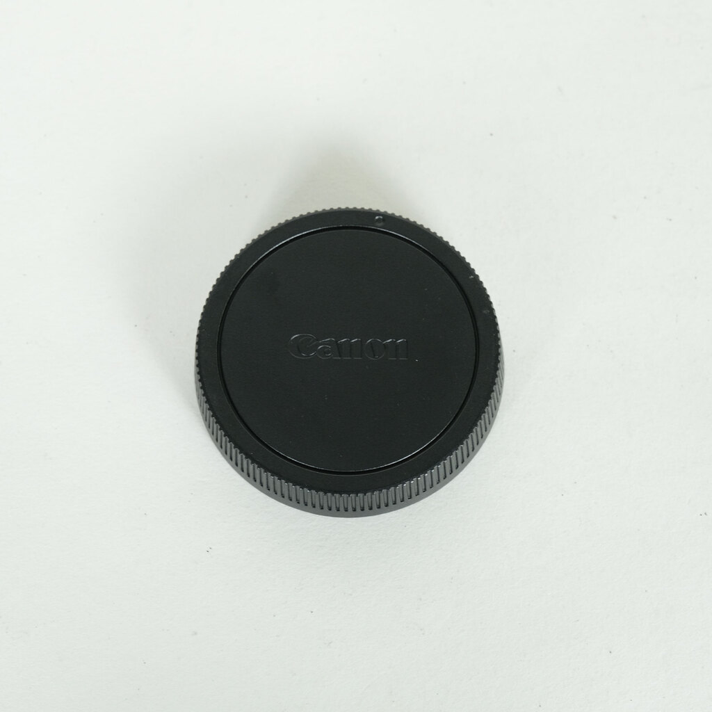 Canon EF-M15-45mm F3.5-6.3 IS STM Canon EF-M15-45mm F3.5-6.3 IS STM